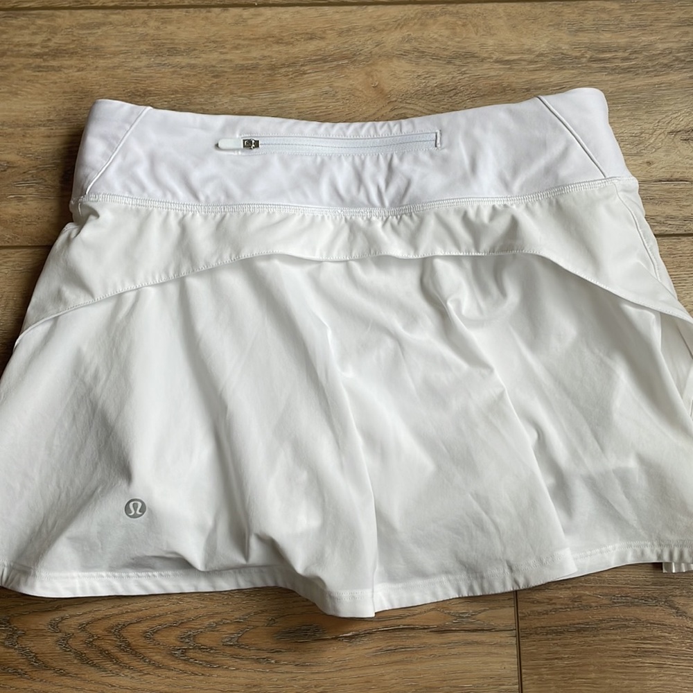 Lululemon skirt - Picture 2 of 7